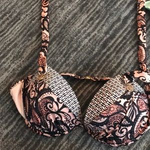 Victoria’s Secret bikini top